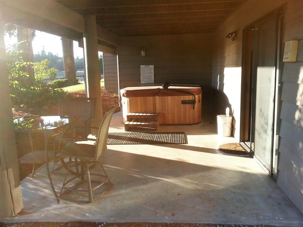 Wildwood Farm Bed & Breakfast Oak Harbor Εξωτερικό φωτογραφία